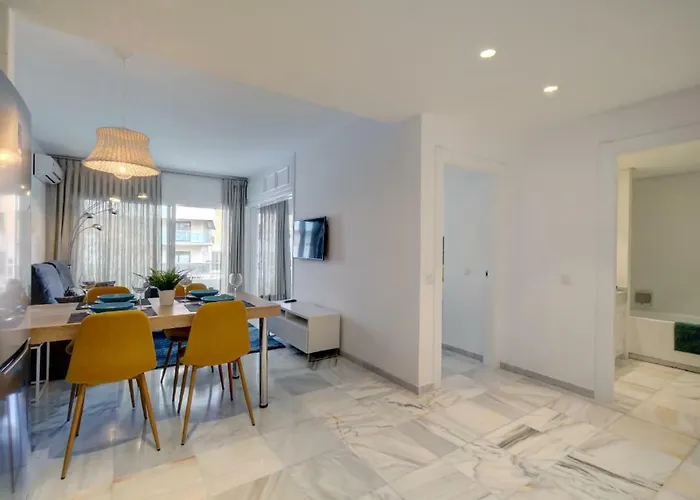 Center New And Luxurious On The 627 * Marbella